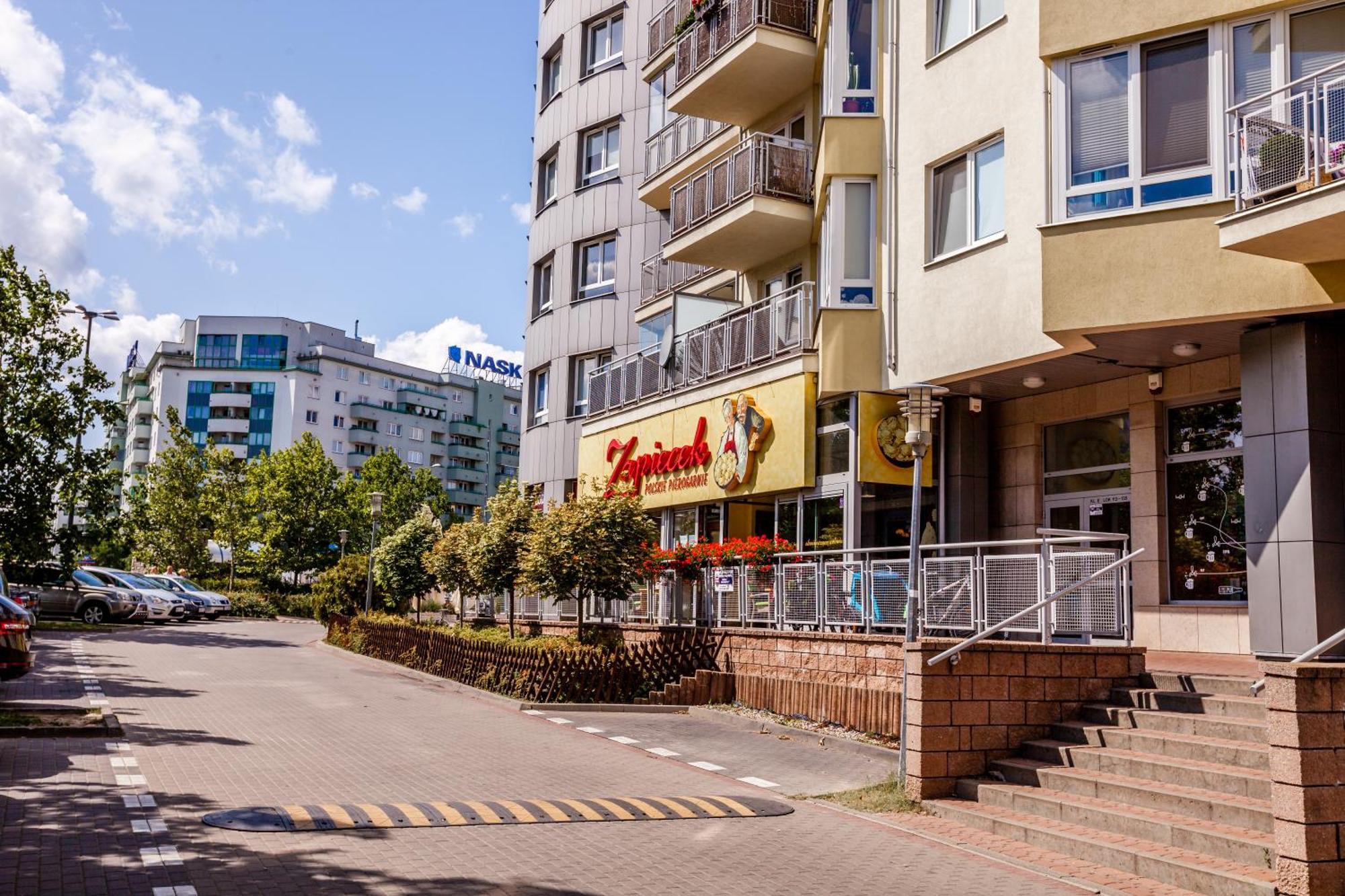 Green Kabaty Apartment 1 Varşovia Exterior foto